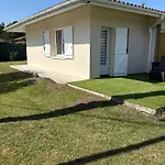 דירה Avec Douche-wc, Terrasse Privative Et Piscine Partagee