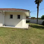 דירה Avec Douche-wc, Terrasse Privative Et Piscine Partagee *