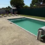 Avec Douche-wc, Terrasse Privative Et Piscine Partagee
