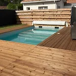Avec Douche-wc, Terrasse Privative Et Piscine Partagee * סנט-וינסנט-דה-טירוס
