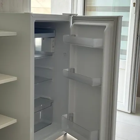 Avec Douche-wc, Terrasse Privative Et Piscine Partagee Apartamento *