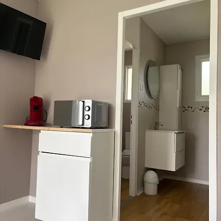 Avec Douche, Wc Et Terrasse Privative