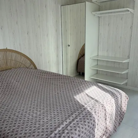 Avec Douche-wc, Terrasse Privative Et Piscine Partagee Lägenhet *