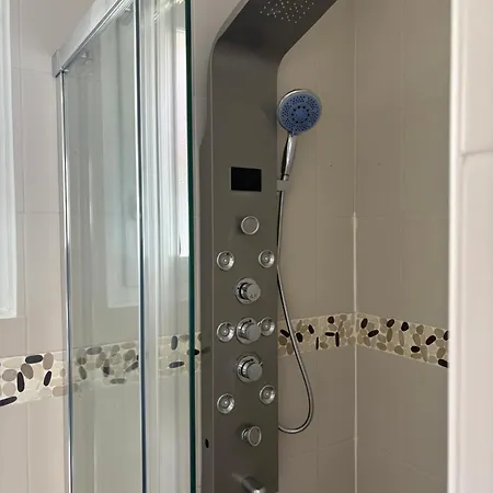 Avec Douche-wc, Terrasse Privative Et Piscine Partagee Saint-Vincent-de-Tyrosse