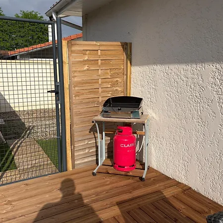 Avec Douche-wc, Terrasse Privative Et Piscine Partagee Saint-Vincent-de-Tyrosse