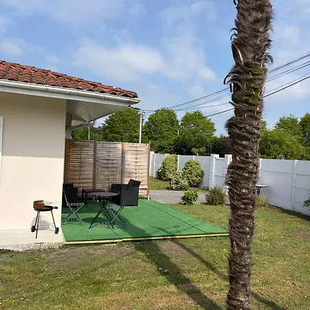 Suite Independante Avec Piscine Proche Ocean Lägenhet