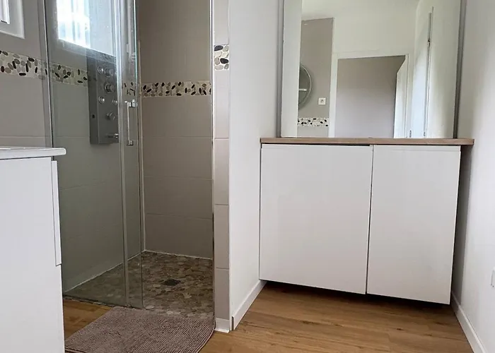 Avec Douche-wc, Terrasse Privative Et Piscine Partagee Saint-Vincent-de-Tyrosse