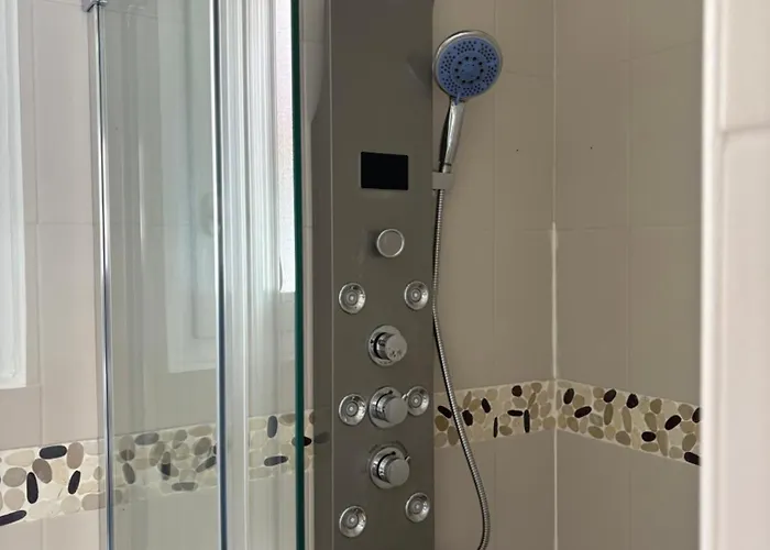 Avec Douche-wc, Terrasse Privative Et Piscine Partagee Saint-Vincent-de-Tyrosse