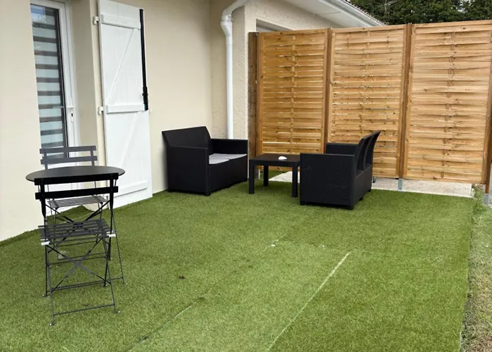 Lejlighed Avec Douche-wc, Terrasse Privative Et Piscine Partagee *